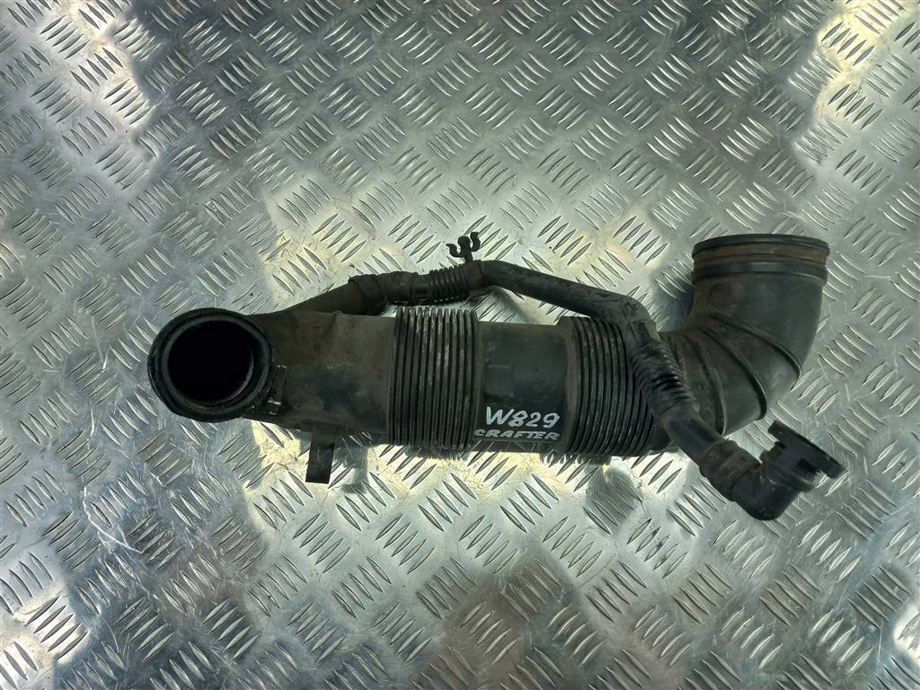 патрубок воздушный (пластик) Volkswagen Crafter  2E0129615K, 3279 рублей, Москва