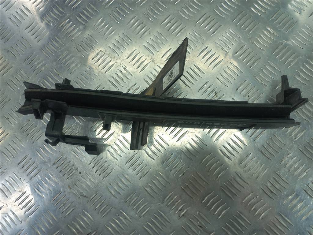 направляющая стекла двери FORD Tourneo Connect  1870509, 980 рублей, Москва