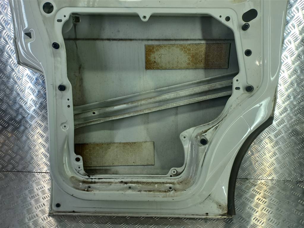 дверь Volkswagen Transporter  7E0831055G, 19950 рублей, Москва