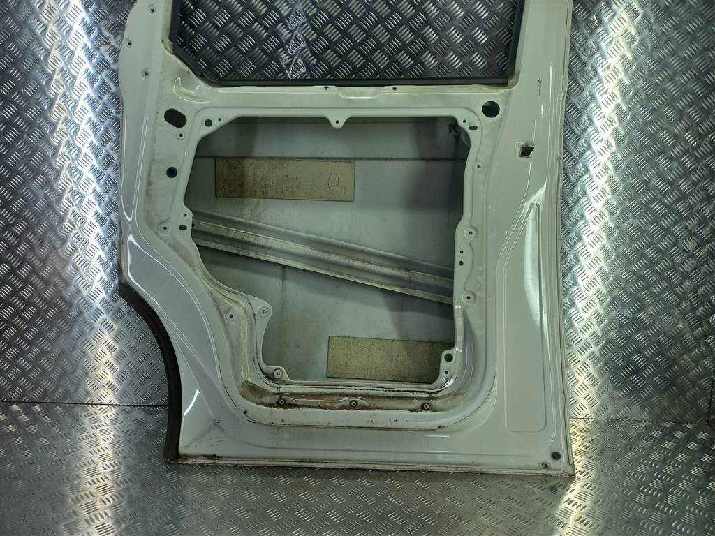 дверь Volkswagen Transporter  7E0831056F, 11900 рублей, Москва