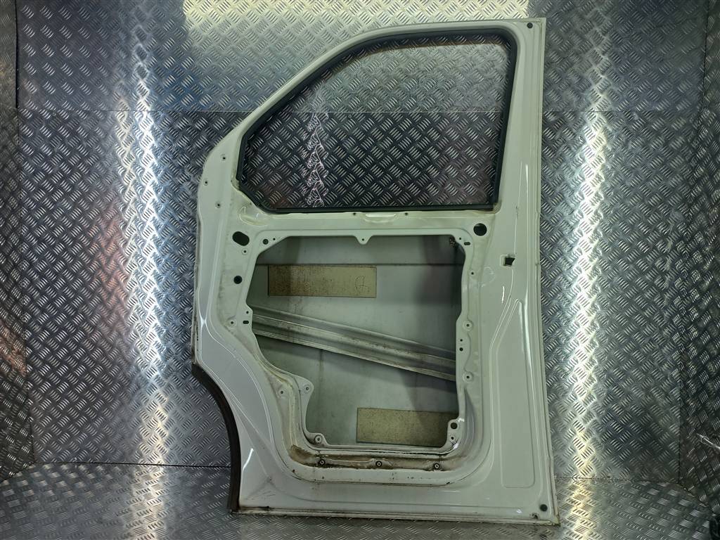 дверь Volkswagen Transporter  7E0831056F, 11900 рублей, Москва