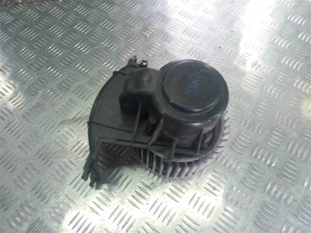 моторчик отопителя Volkswagen Transporter  7H2820021B, 3850 рублей, Москва