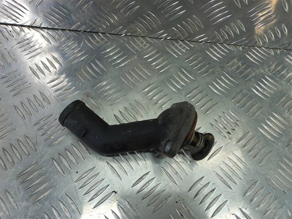 корпус термостата Volkswagen Transporter  038121121D, 980 рублей, Москва