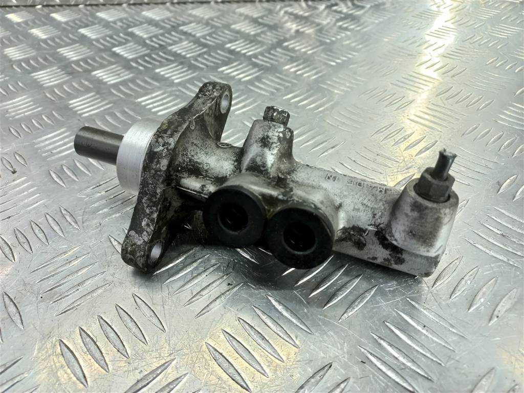 цилиндр тормозов Volkswagen Transporter  7L0611019E, 1550 рублей, Москва