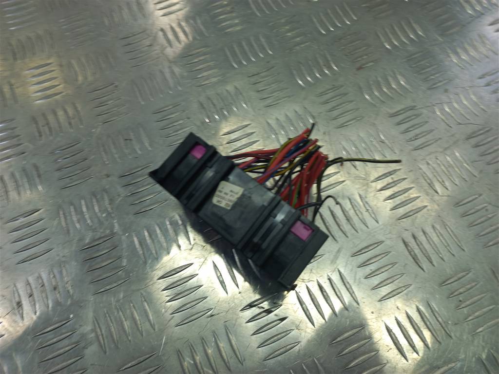 блок предохранителей Volkswagen Transporter, 2130 рублей, Москва