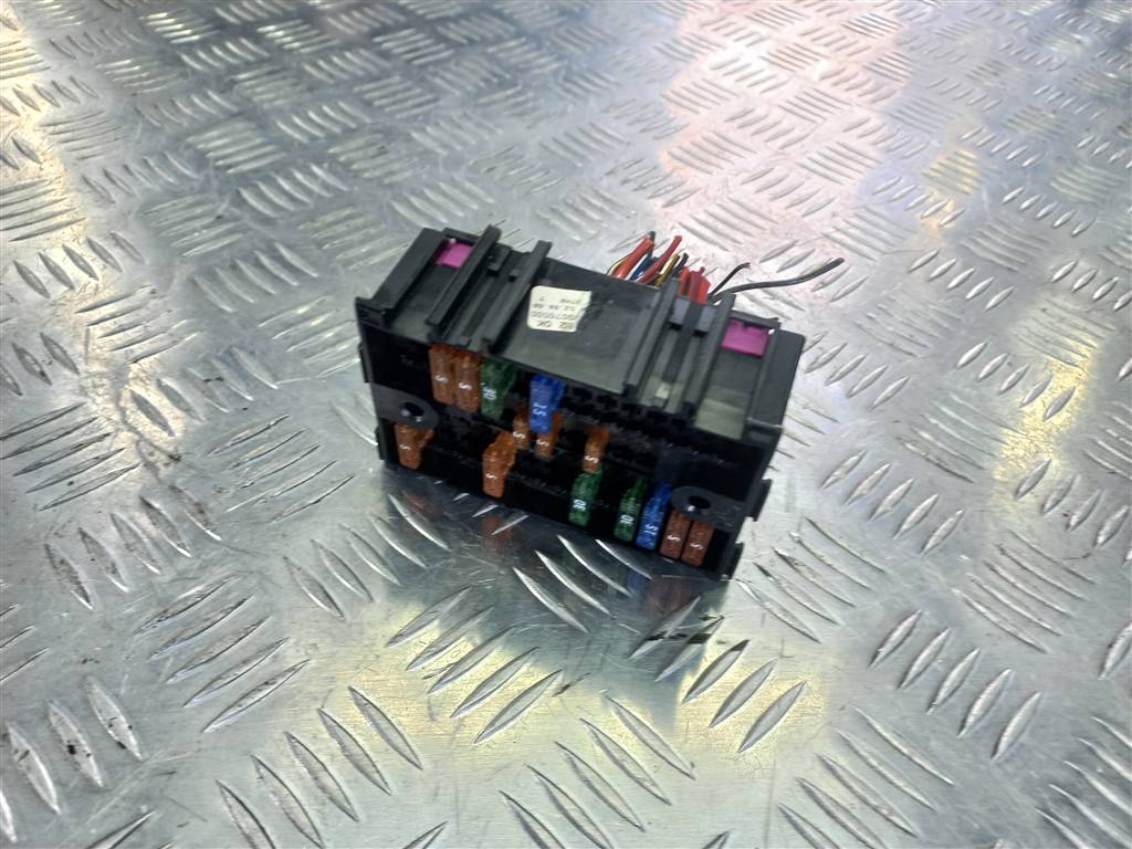 блок предохранителей Volkswagen Transporter, 2130 рублей, Москва