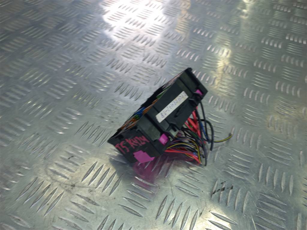 блок предохранителей Volkswagen Transporter, 2130 рублей, Москва