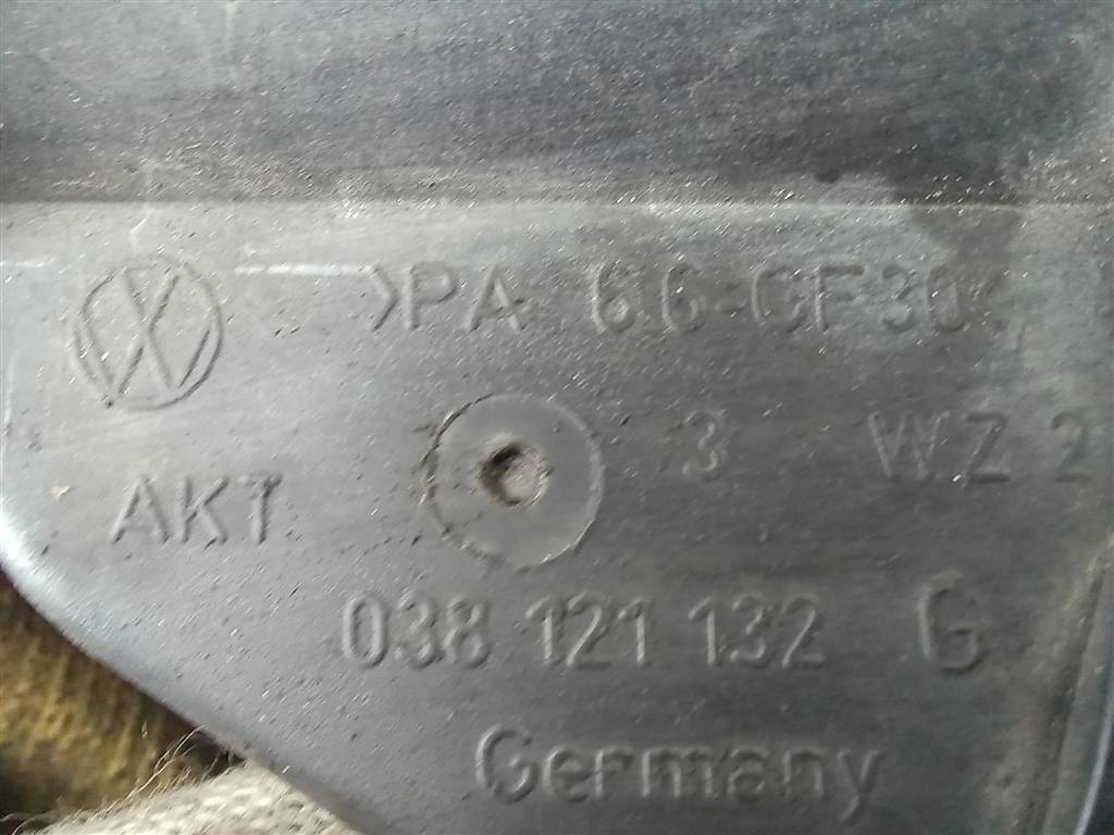 фланец системы охлаждения Volkswagen Transporter  038121132G, 980 рублей, Москва