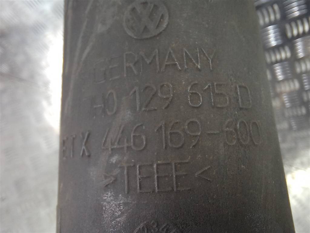 патрубок воздушный (пластик) Volkswagen Transporter  7H0129615D, 2130 рублей, Москва