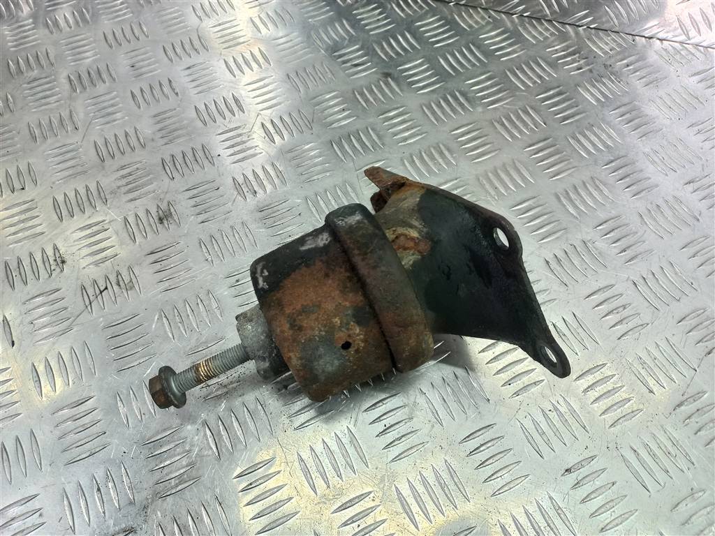 подушка двигателя (опора двс) Volkswagen Transporter  7H0199256F, 3279 рублей, Москва