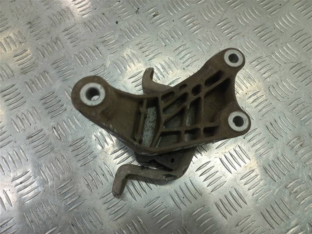 подушка кпп (гитара опора) Volkswagen Transporter  7H0399151G, 3279 рублей, Москва