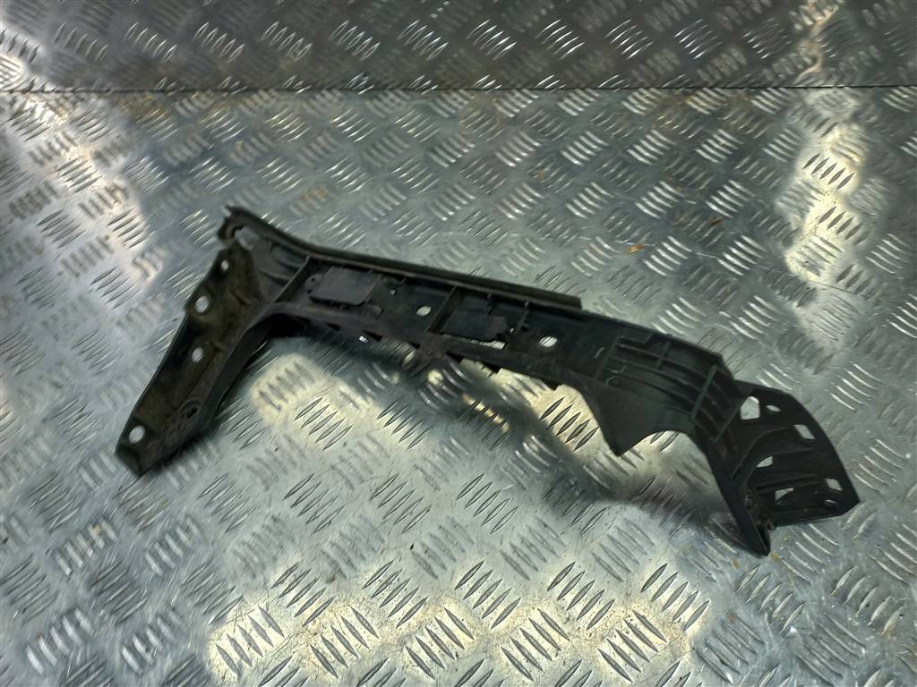 кронштейн бампера Volkswagen Transporter  7H0807393C, 2700 рублей, Москва