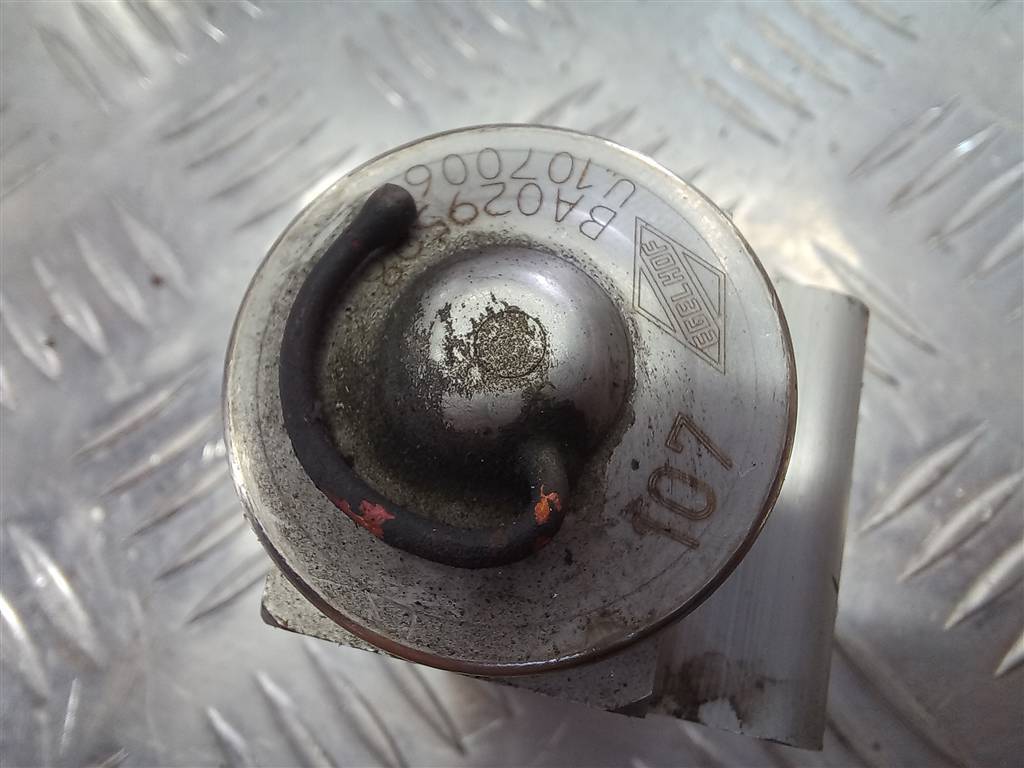 клапан кондиционера Volkswagen Transporter  7H0820712A, 3279 рублей, Москва