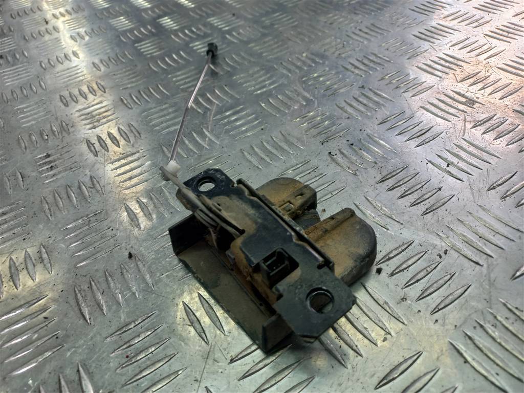 замок двери распашной Volkswagen Transporter  7H0827505F, 5580 рублей, Москва