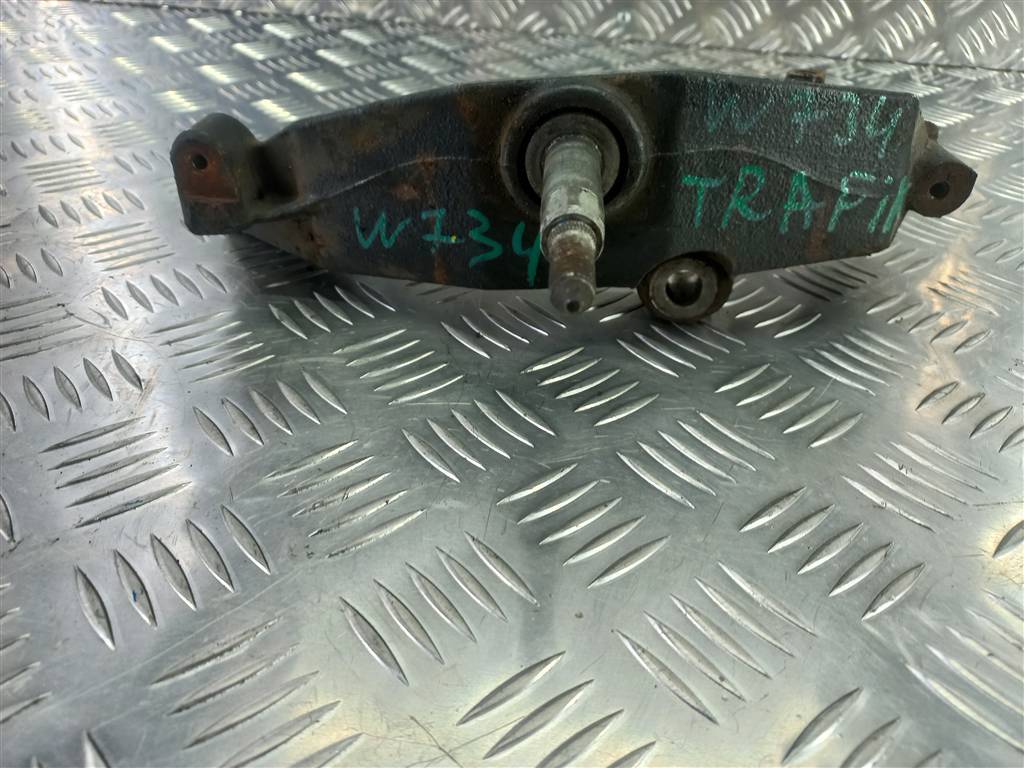 кронштейн кпп Renault Trafic  8200404278, 1550 рублей, Москва