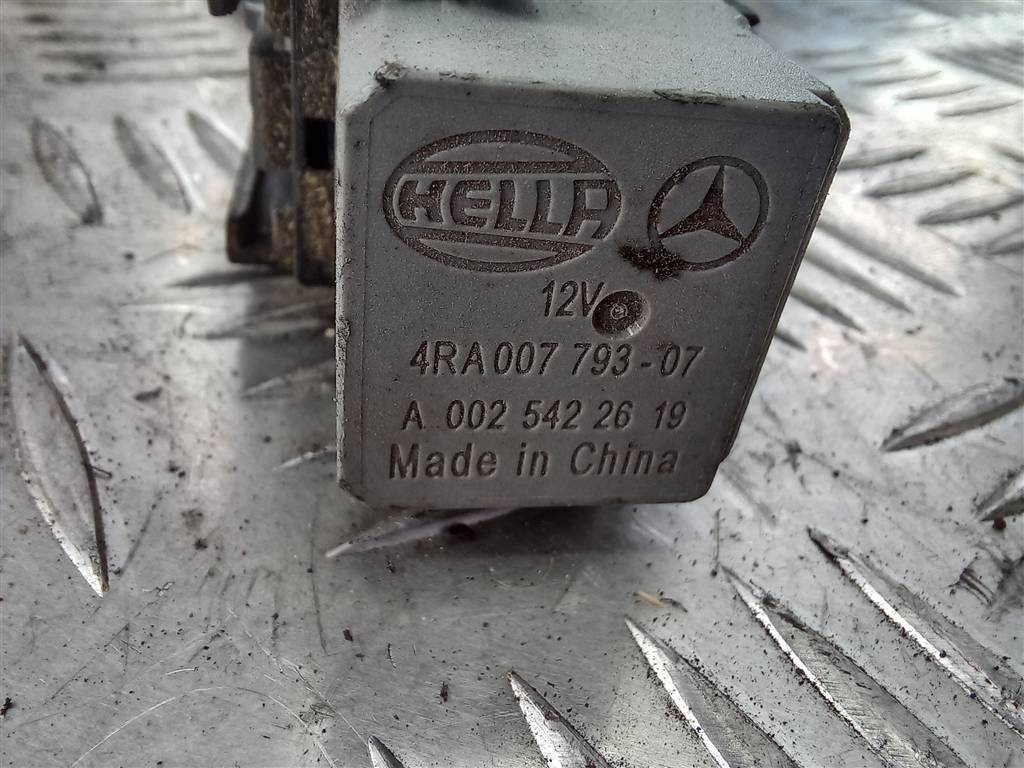 реле Volkswagen Crafter  A0025422619, 630 рублей, Москва