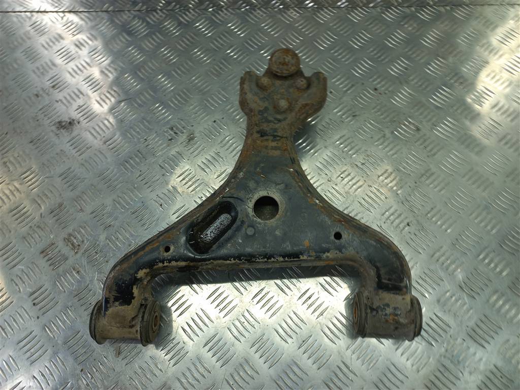 рычаг MERCEDES-BENZ Vito  A6393300410, 2130 рублей, Москва