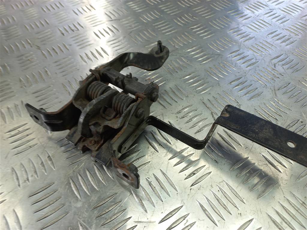 ограничитель двери распашной FORD Transit  1940138, 3279 рублей, Москва