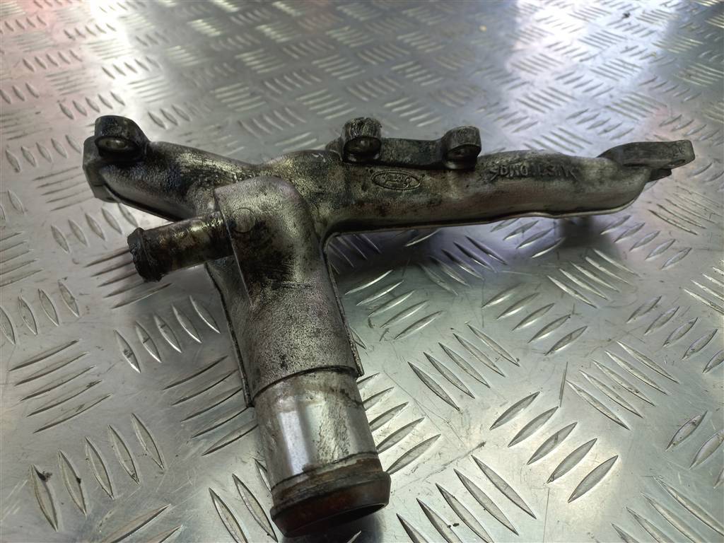 фланец системы охлаждения FORD Transit  1839742, 2240 рублей, Москва