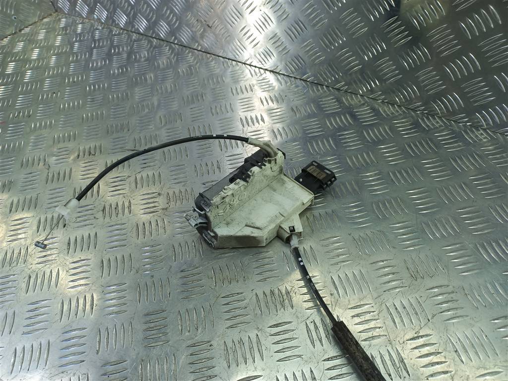 замок двери Peugeot Partner  9135EH, 3620 рублей, Москва