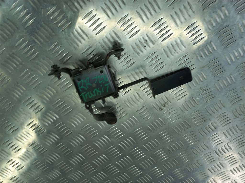 ограничитель двери распашной FORD Transit  1940138, 3279 рублей, Москва