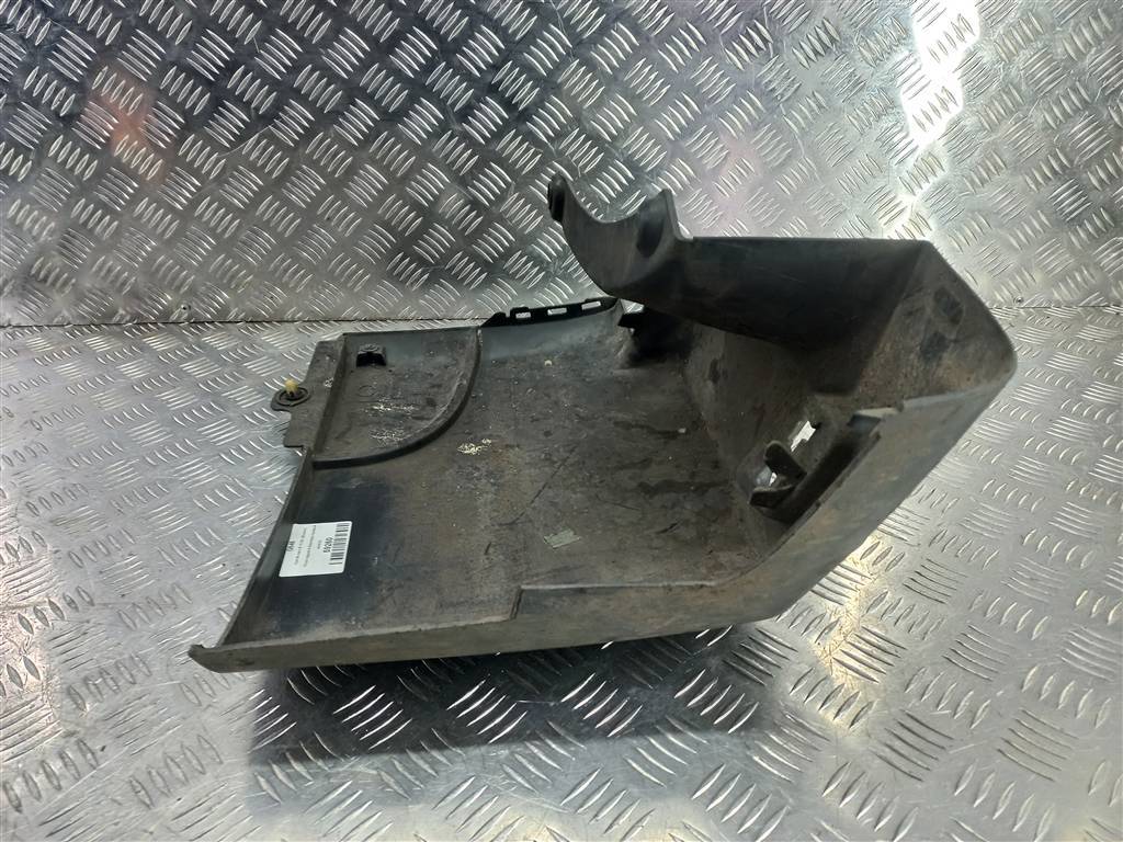 клык заднего бампера Opel Movano  4419334, 4430 рублей, Москва