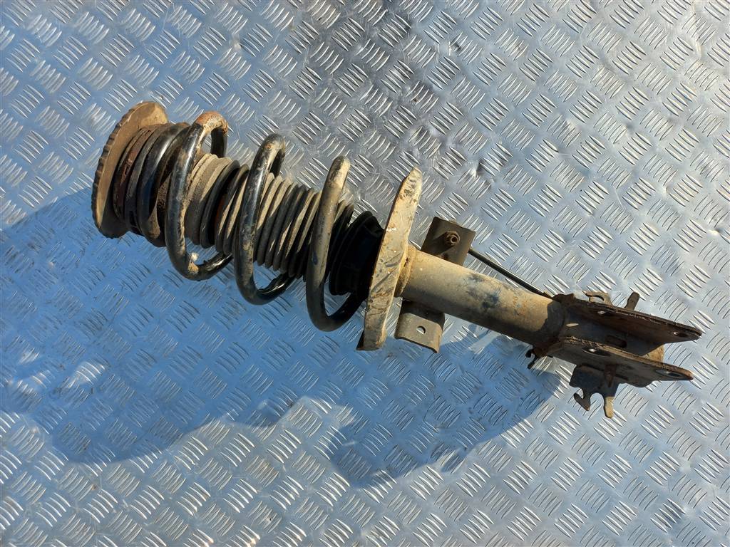 стойка Opel Movano  4421898, 13050 рублей, Москва