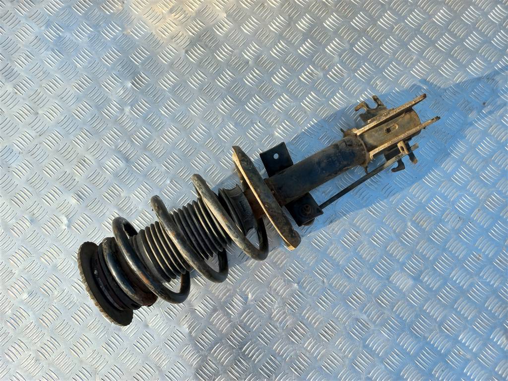 стойка Opel Movano  4421898, 13050 рублей, Москва