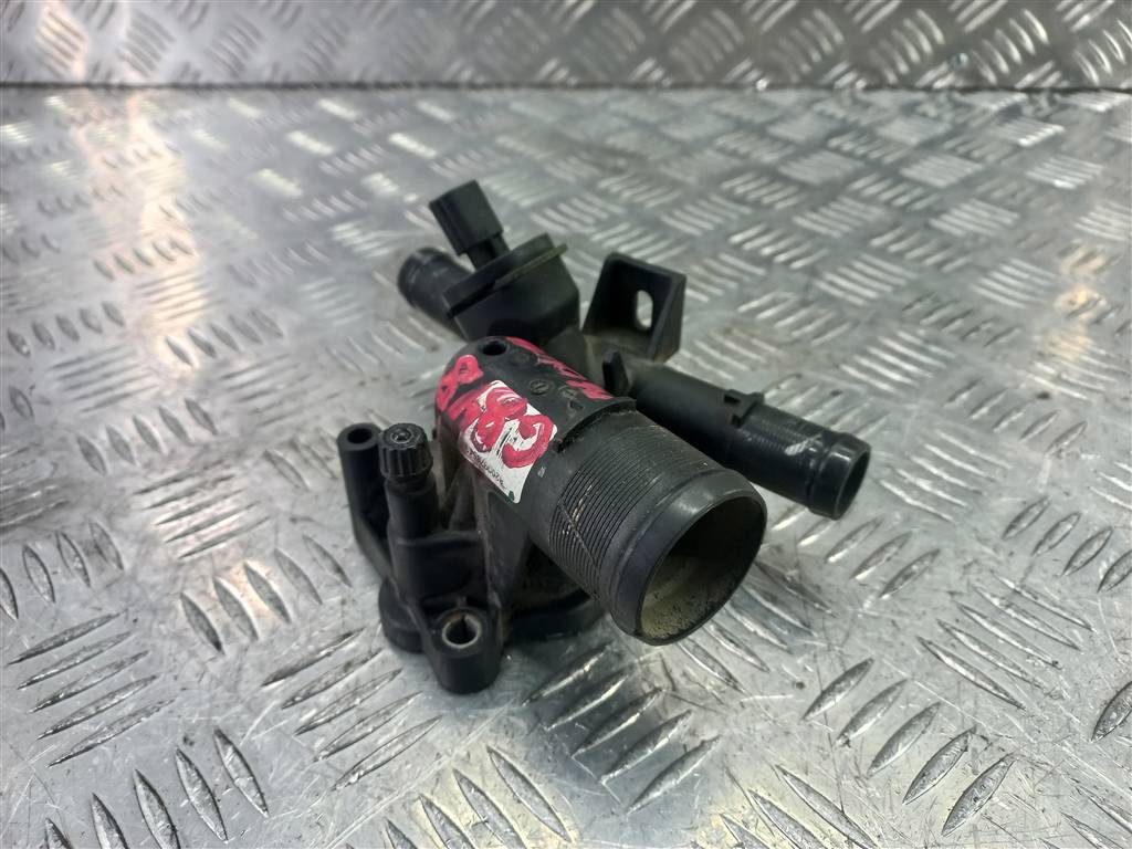 корпус термостата Opel Movano  4420308, 2010 рублей, Москва