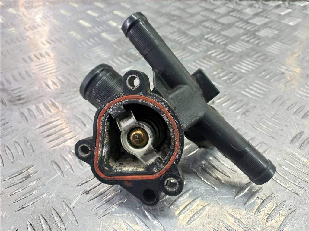 корпус термостата Opel Movano  4420308, 2010 рублей, Москва