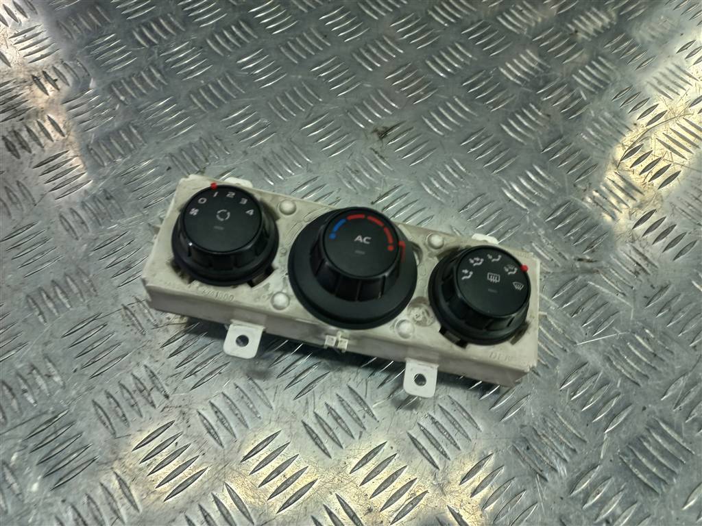 блок управления печкой Opel Movano  4419879, 5000 рублей, Москва