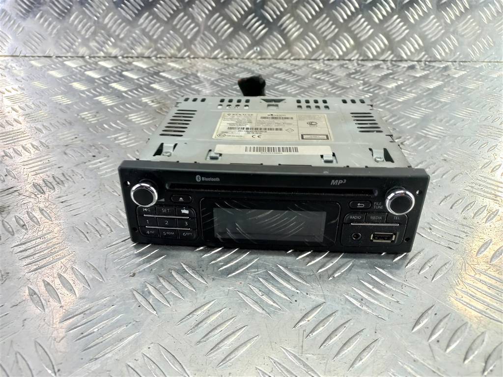 магнитола Opel Movano  281156951R, 7300 рублей, Москва