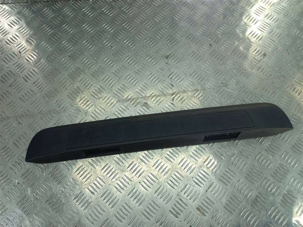 накладка двери распашной Opel Movano  4419387, 3850 рублей, Москва