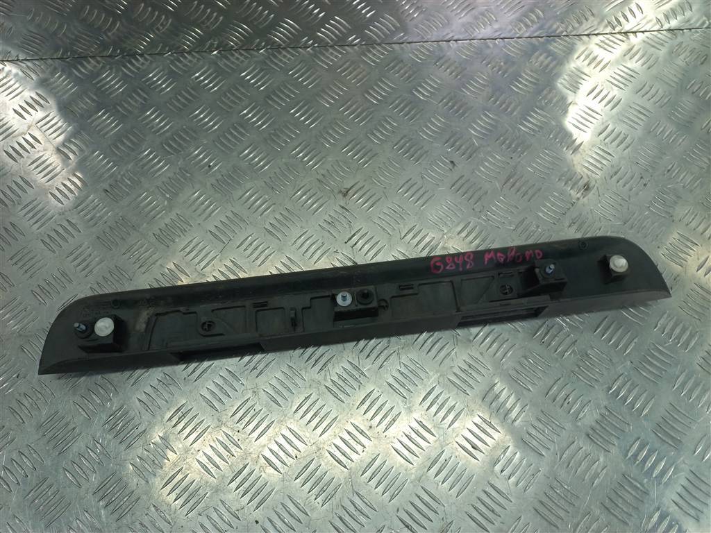 накладка двери распашной Opel Movano  4419387, 3850 рублей, Москва