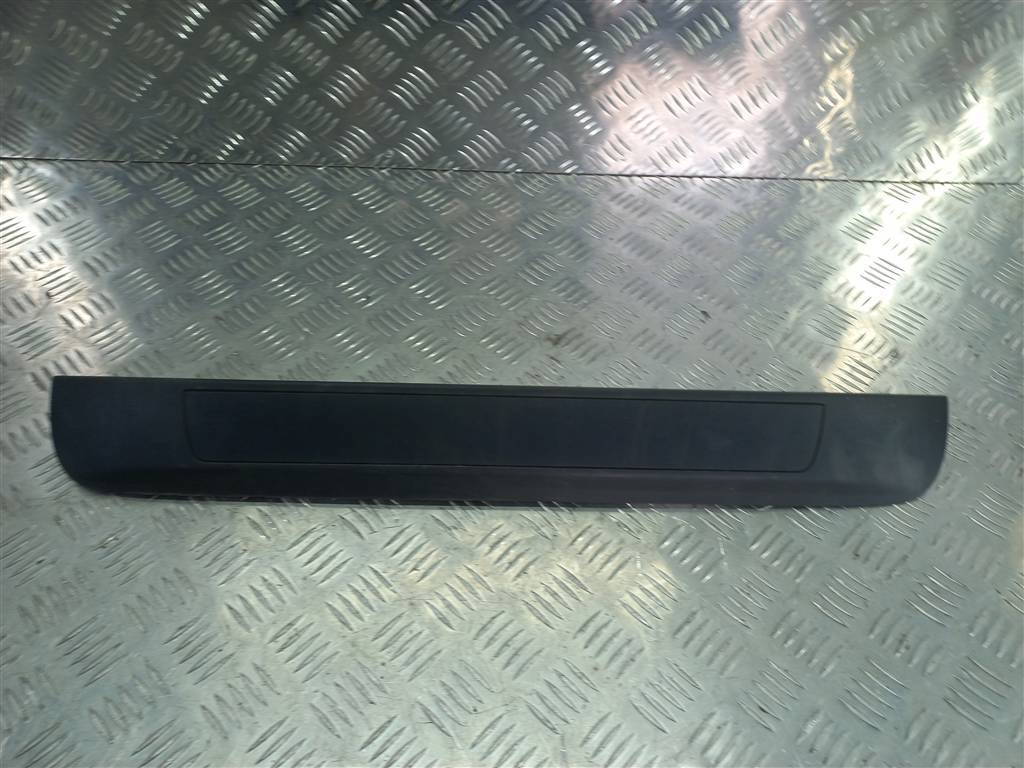 накладка двери распашной Opel Movano  4419387, 3850 рублей, Москва