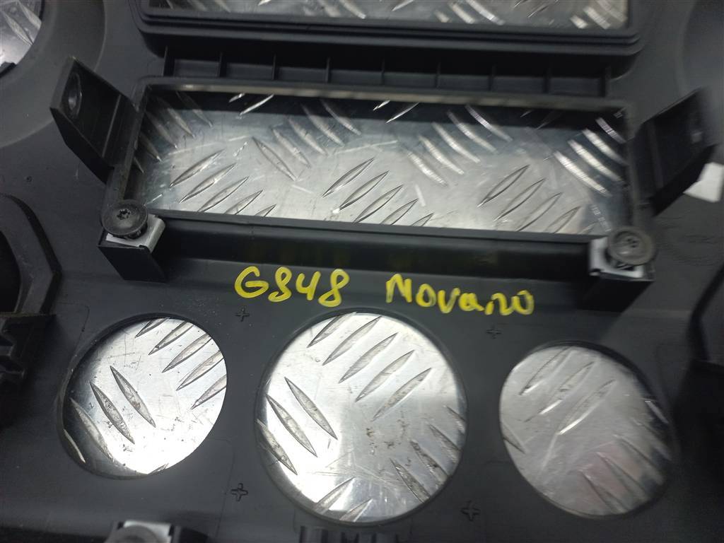 накладка торпедо Opel Movano  4419432, 2700 рублей, Москва