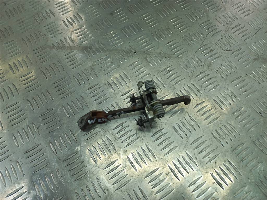 ограничитель двери Opel Movano  4419745, 980 рублей, Москва