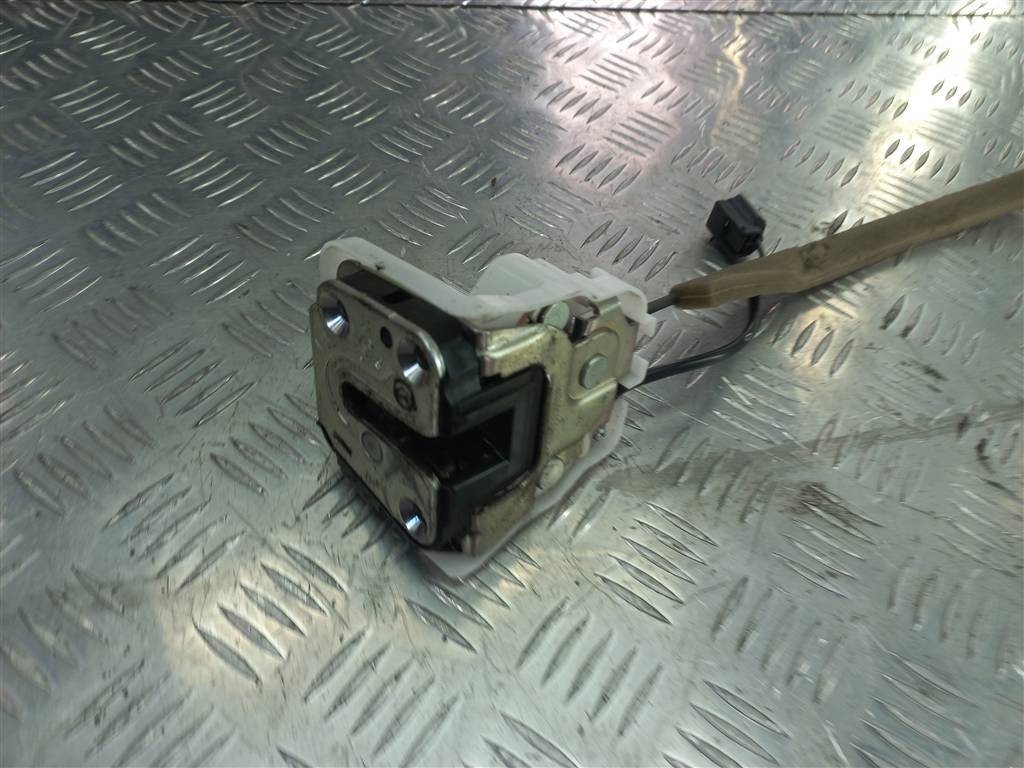 замок двери распашной Opel Movano  4420452, 8450 рублей, Москва