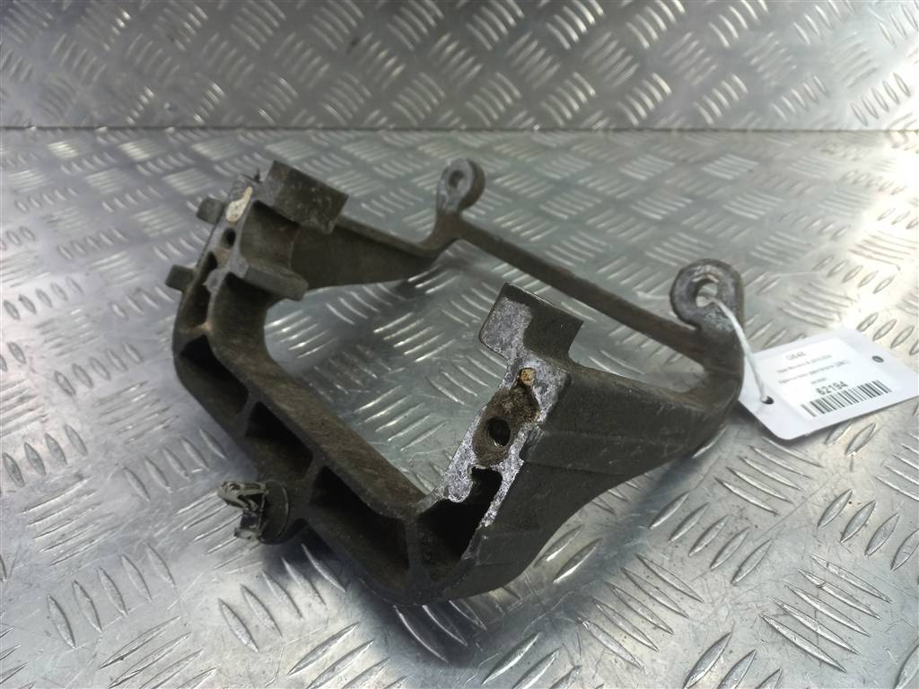 кронштейн двигателя (двс) Opel Movano  4419381, 6730 рублей, Москва