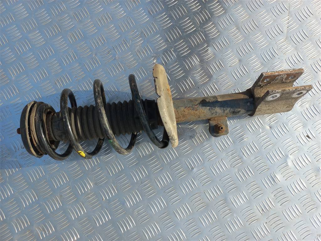 стойка Citroen Berlingo  9684108480, 8450 рублей, Москва