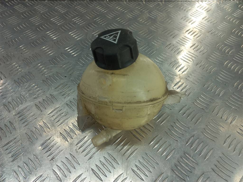 бачок расширительный Citroen Berlingo  1323Y8, 2130 рублей, Москва