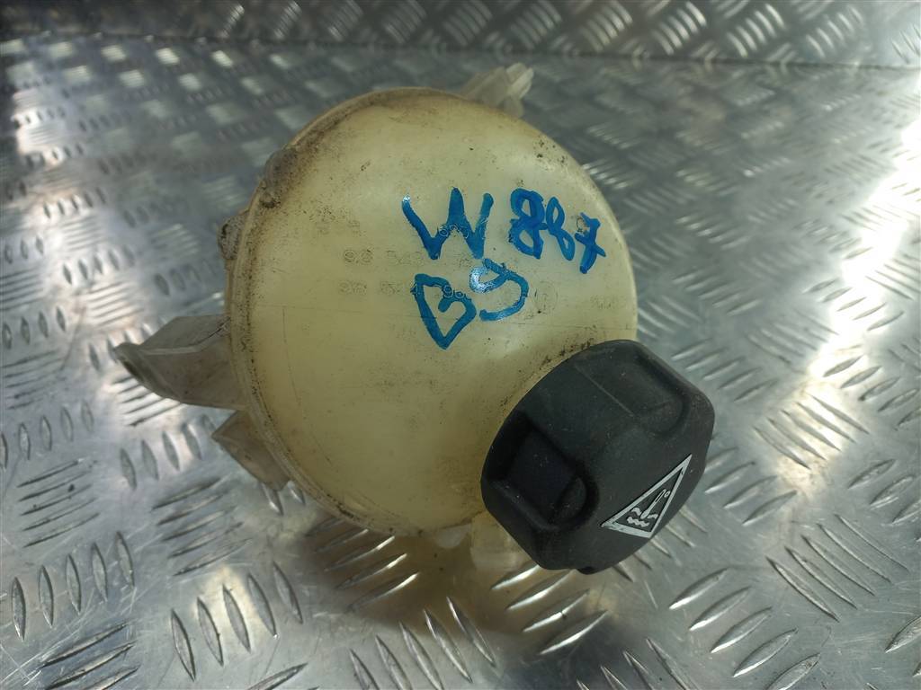 бачок расширительный Citroen Berlingo  1323Y8, 2130 рублей, Москва