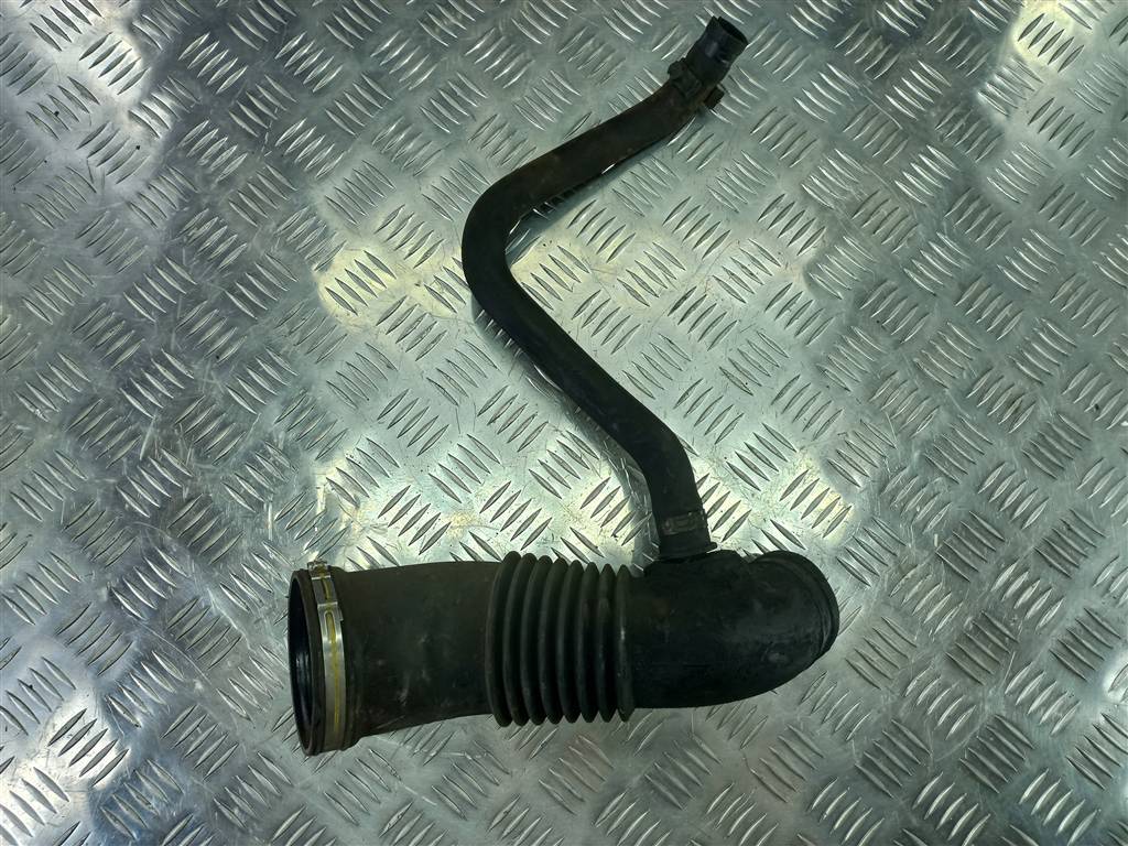 патрубок воздушный (резиновый) Iveco Daily  504135452, 980 рублей, Москва