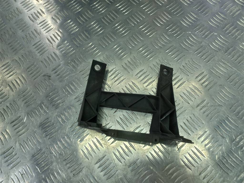 кронштейн фары Volkswagen Transporter  1301329421, 1550 рублей, Москва