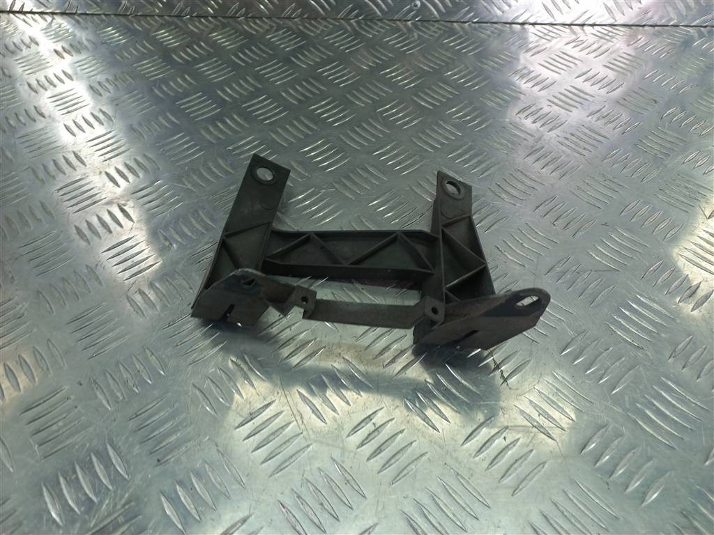 кронштейн фары Volkswagen Transporter  1301329421, 1550 рублей, Москва