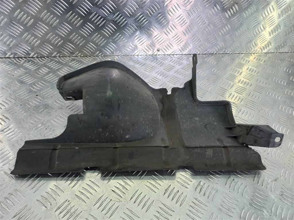 дефлектор радиатора (пыльник) FORD Transit  2028740, 2130 рублей, Москва