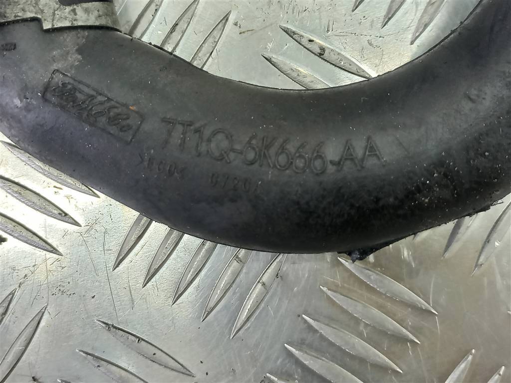 патрубок отработавших газов (резиновый) FORD Tourneo Connect  1417826, 980 рублей, Москва