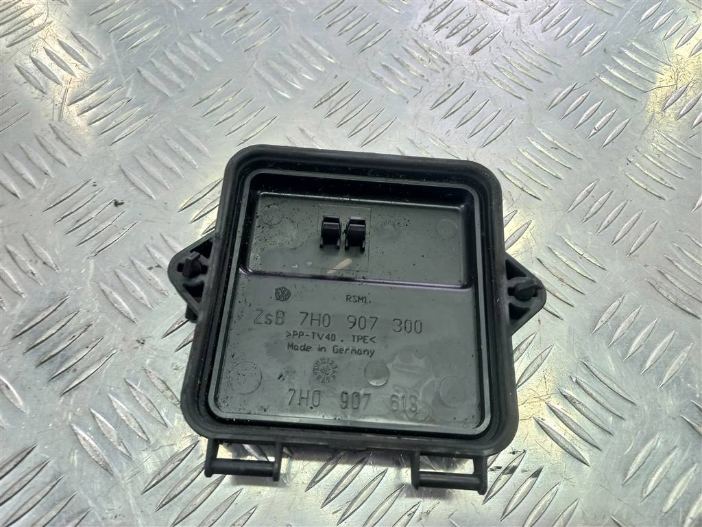 крышка блока предохранителей Volkswagen Transporter  7H0907613, 5000 рублей, Москва