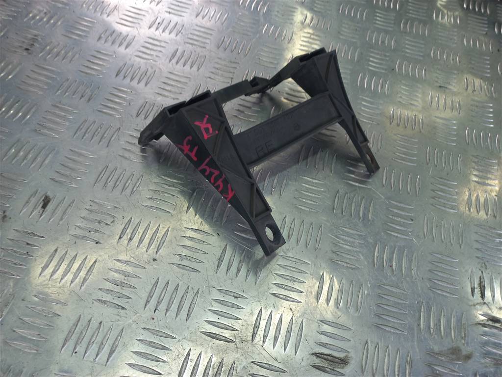 кронштейн фары Volkswagen Transporter  1301329422, 1550 рублей, Москва