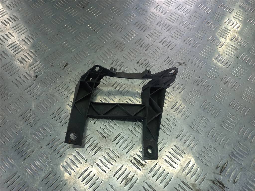 кронштейн фары Volkswagen Transporter  1301329422, 1550 рублей, Москва